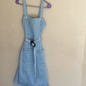 Sleeveless denim belted dress